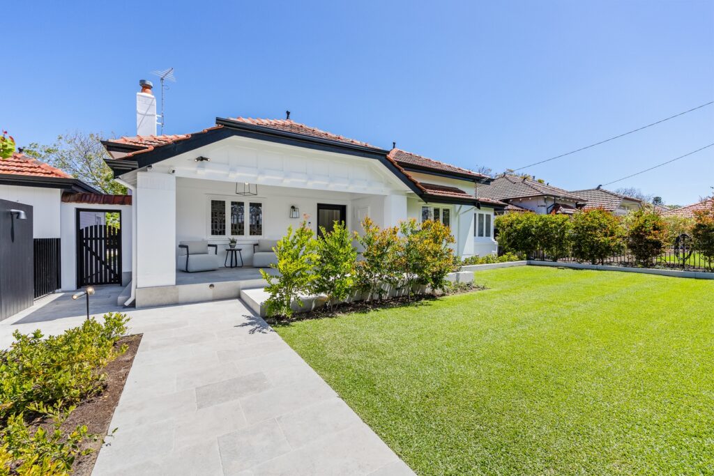 17 Kinninmont Ave, Nedlands-11 (web)