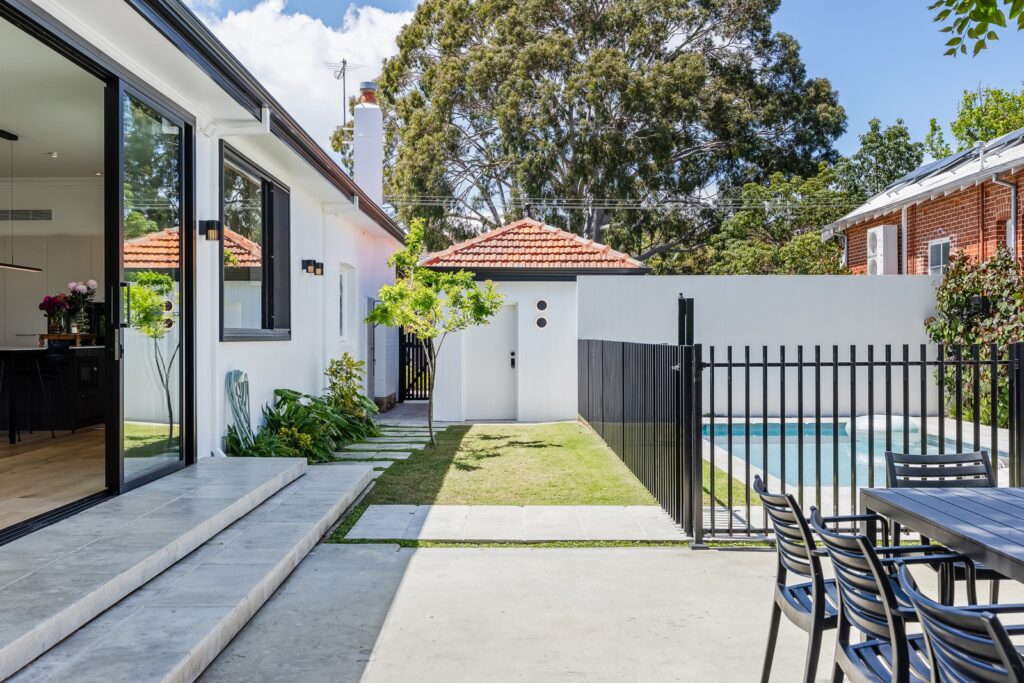17 Kinninmont Ave, Nedlands-20 (web)