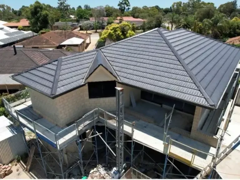 Rossmoyne-roof-on-1-768x505-1